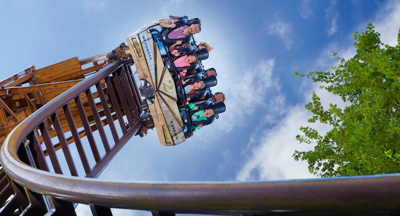 Achterbahn in Freizeitpark Holland