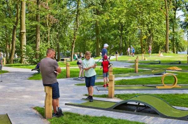 Mini Golf